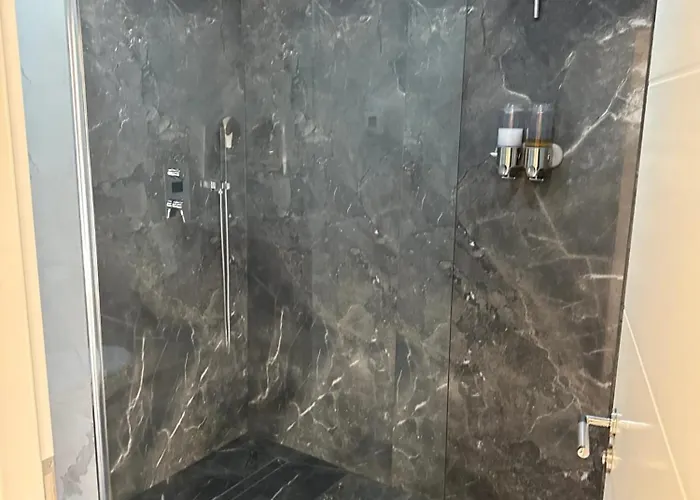 Moderne A 76 M², Climatise * Mety