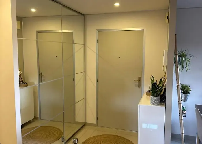 Moderne A 76 M², Climatise Apartmán *